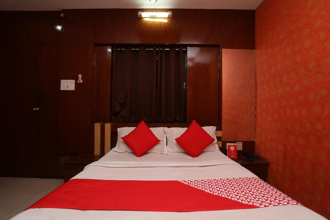 Oyo 28644 Hotel Nilanjana Ászánszol Kültér fotó